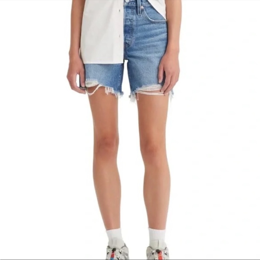 Levi’s 501 Mid Thigh Shorts Size 30